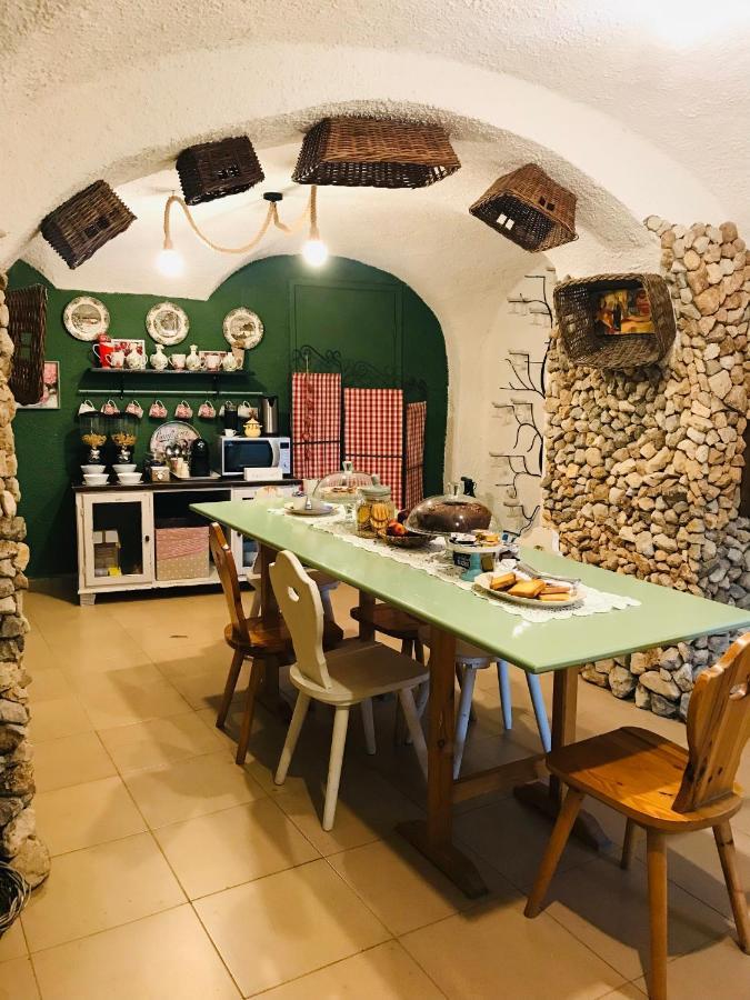 B&B Le Grette Gioia Dei Marsi Eksteriør bilde